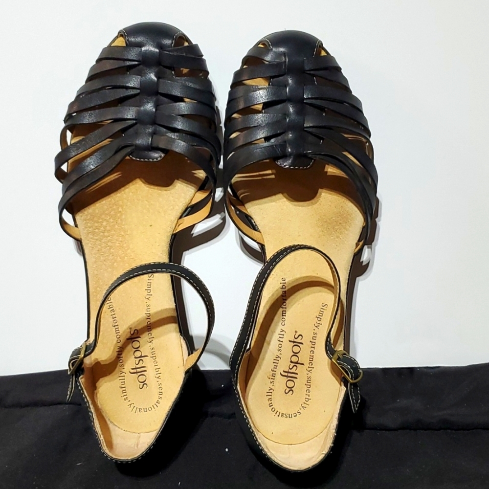SOFTSPOTS BLACK 9 1/2 SANDAL MARY JANE STRAPPY
